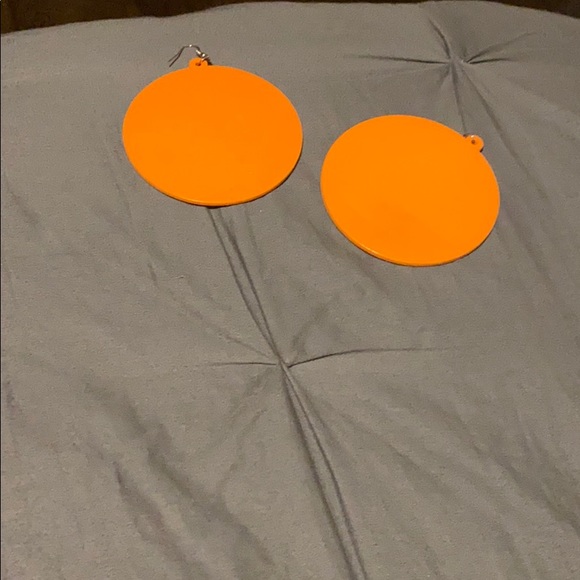 Earrings - Picture 5 of 5